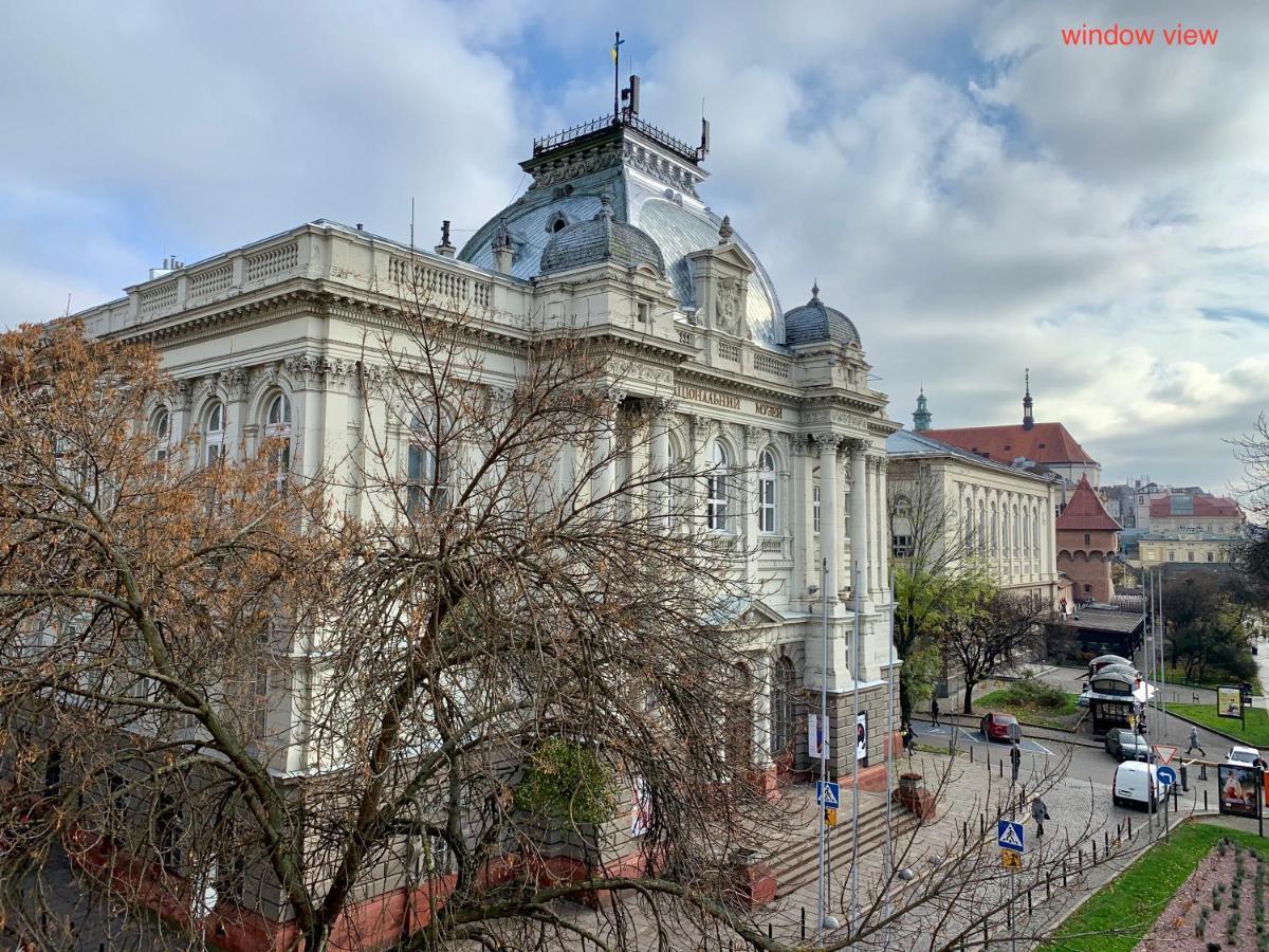 Lviv Opera Heaven Apartment ภายนอก รูปภาพ
